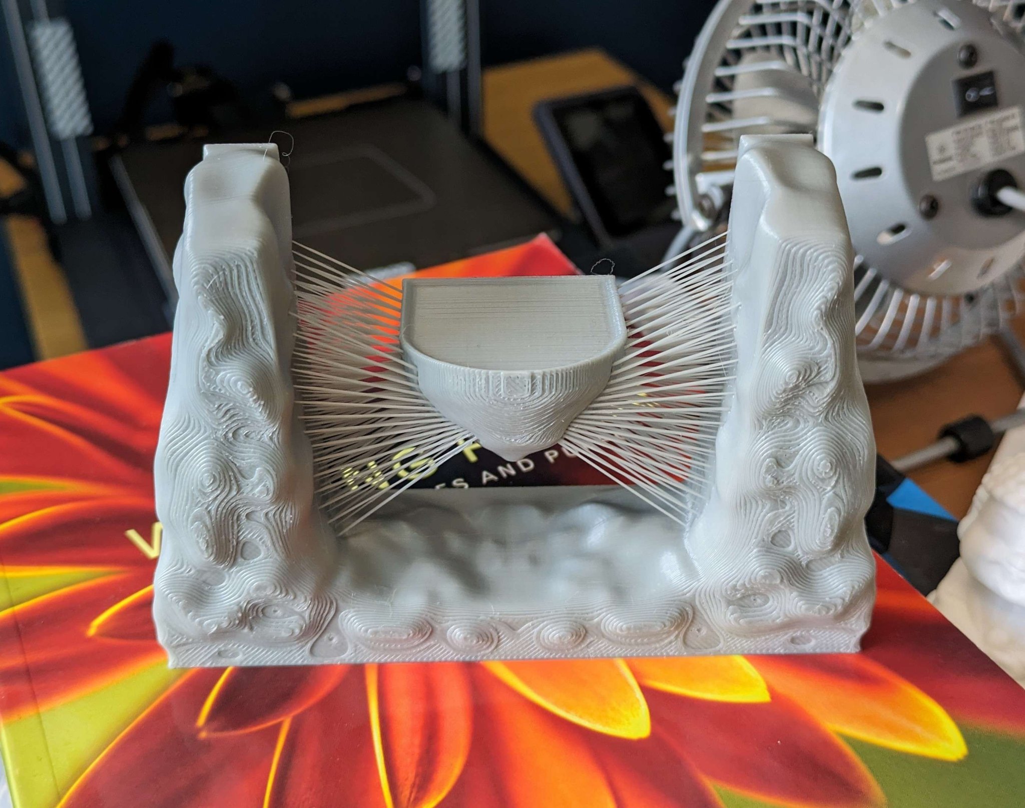 Đảo treo lơ lửng bằng dây thừng độc đáo