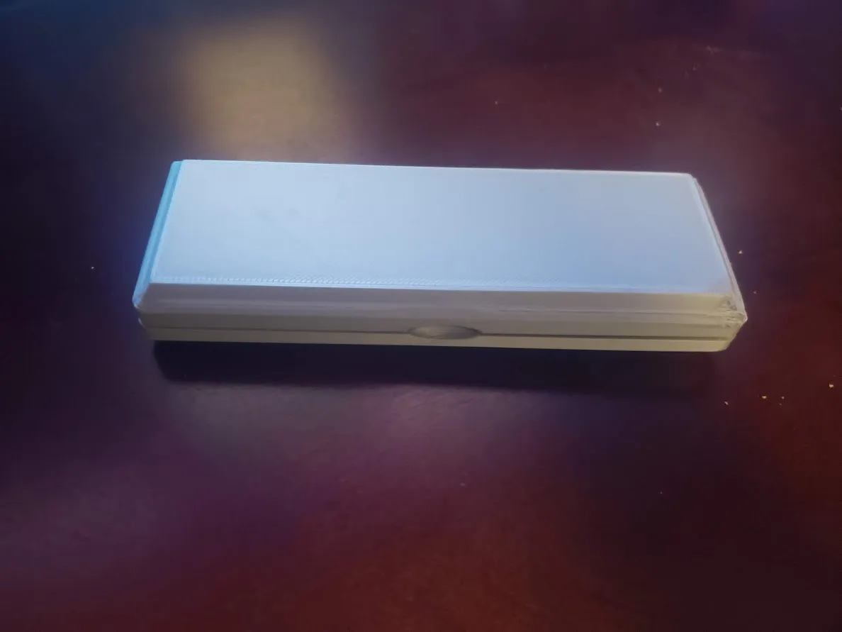 Vỏ kính thời trang cho topper eyewear Larkin