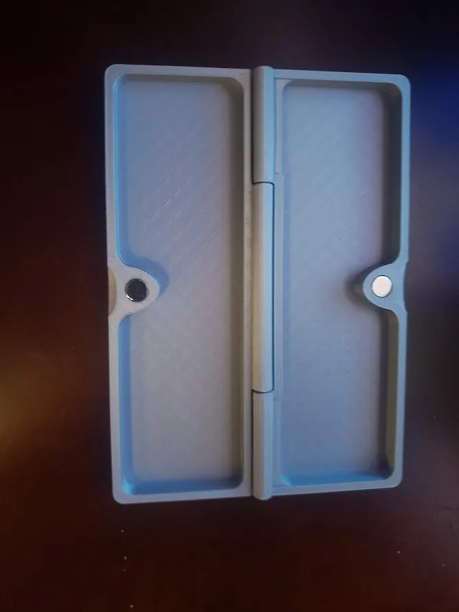 Vỏ kính thời trang cho topper eyewear Larkin