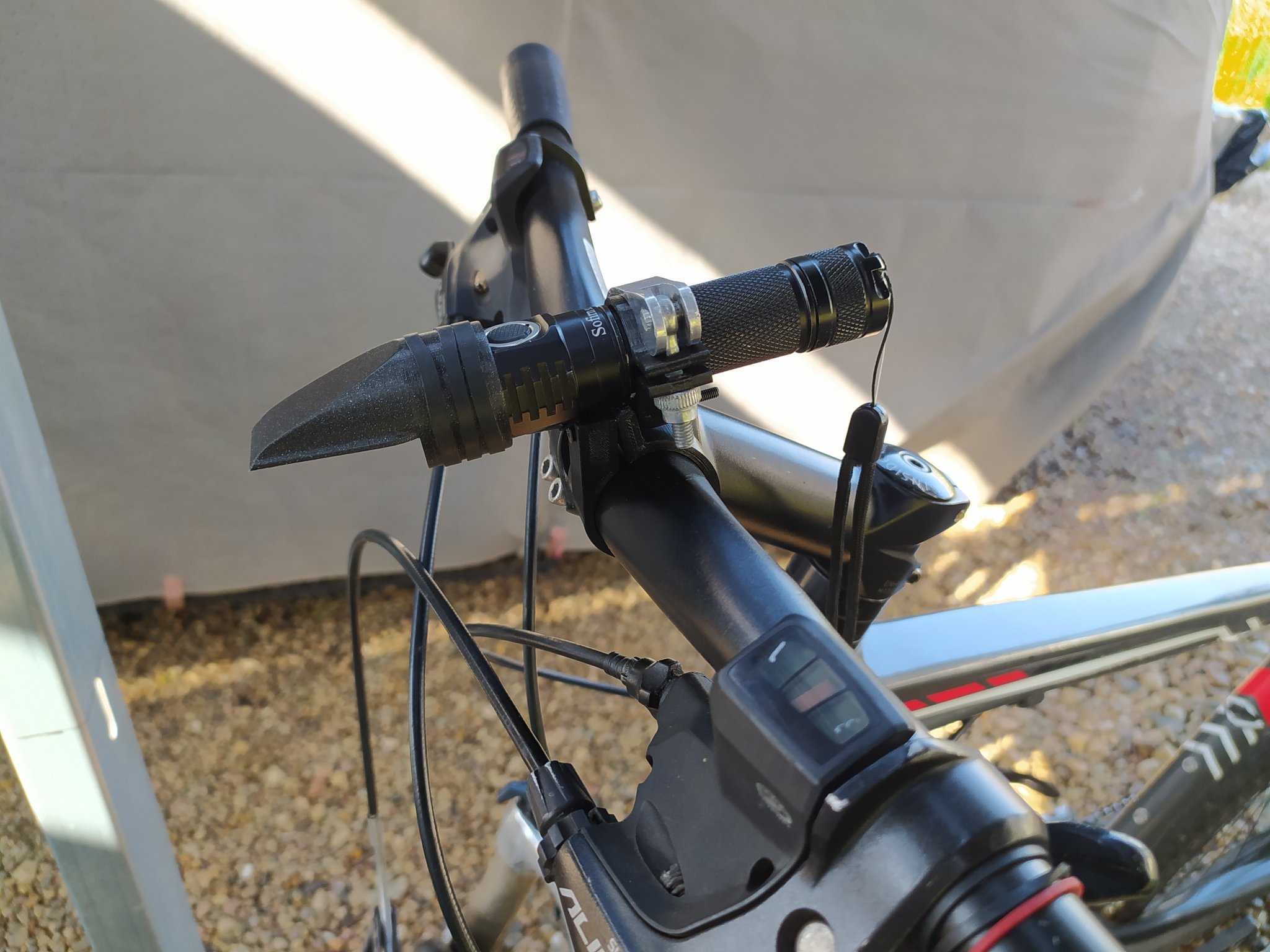 Giá đỡ đèn pin cho xe đạp Sofirn SC31pro Convoy S2