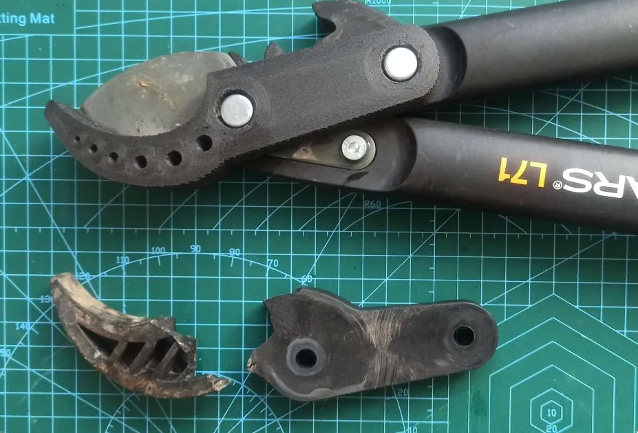 Máng thay thế cho kìm cắt Fiskars L71