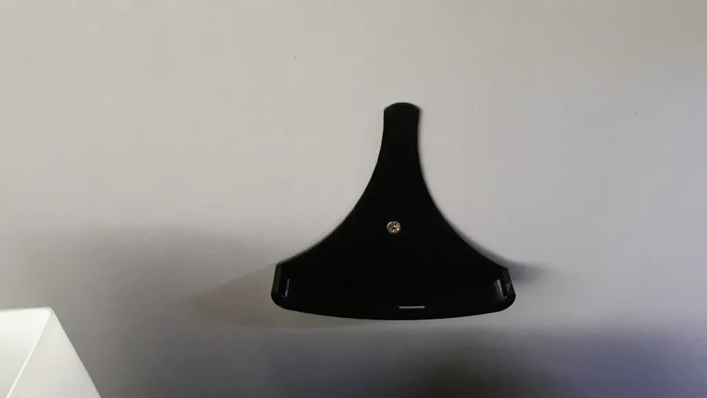 Giá đỡ Broadlink RM Pro thiết kế tối giản