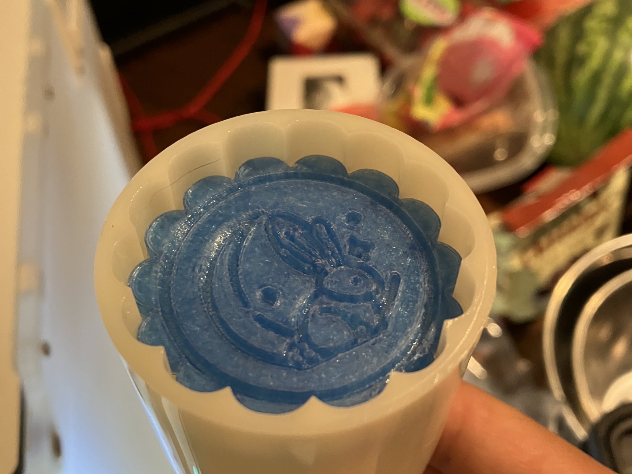 Khuôn bánh trung thu hình thỏ và mặt trăng 14 rãnh