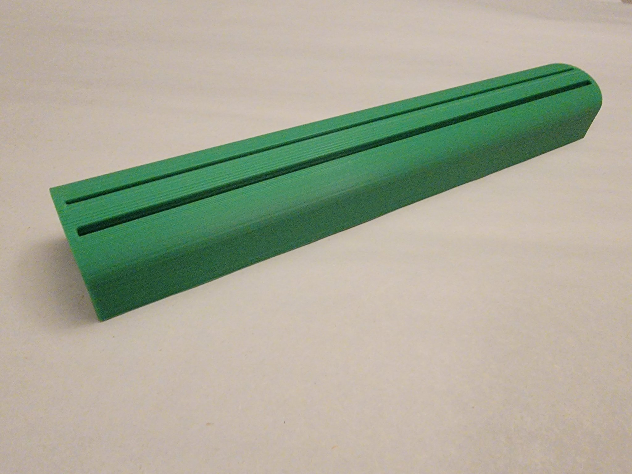 Giá đỡ thẻ bài cho trẻ em trong trò chơi thẻ bài