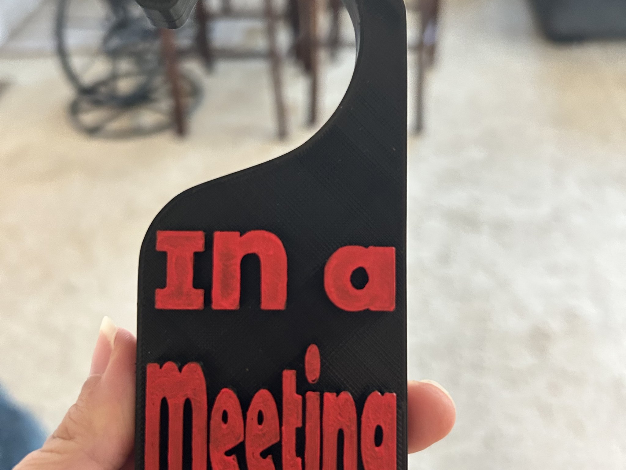 Biển báo tay nắm cửa "Đang họp" cho làm việc tại nhà