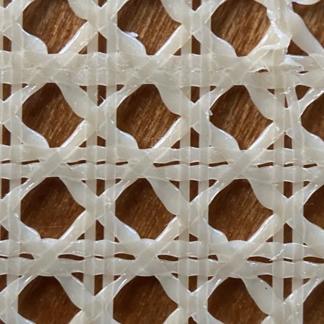 Nhà búp bê với vách ngăn dệt kiểu Vienna 1:12