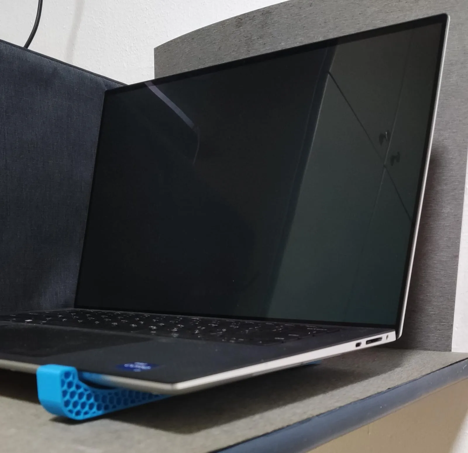 Chân đế nâng laptop 13-15 inch giúp tản nhiệt hiệu quả