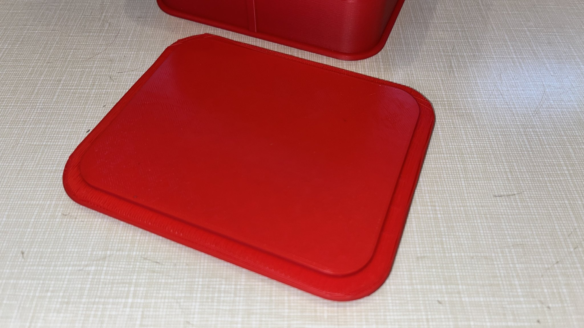 Thùng bia 18650 với nắp xếp chồng tiện lợi