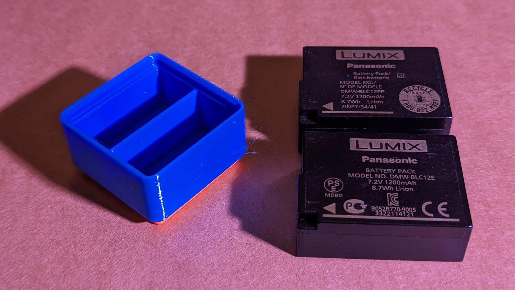 Giá đỡ Gridfinity cho pin Panasonic Lumix DMW-BLC12PP và DMW-BLC12E