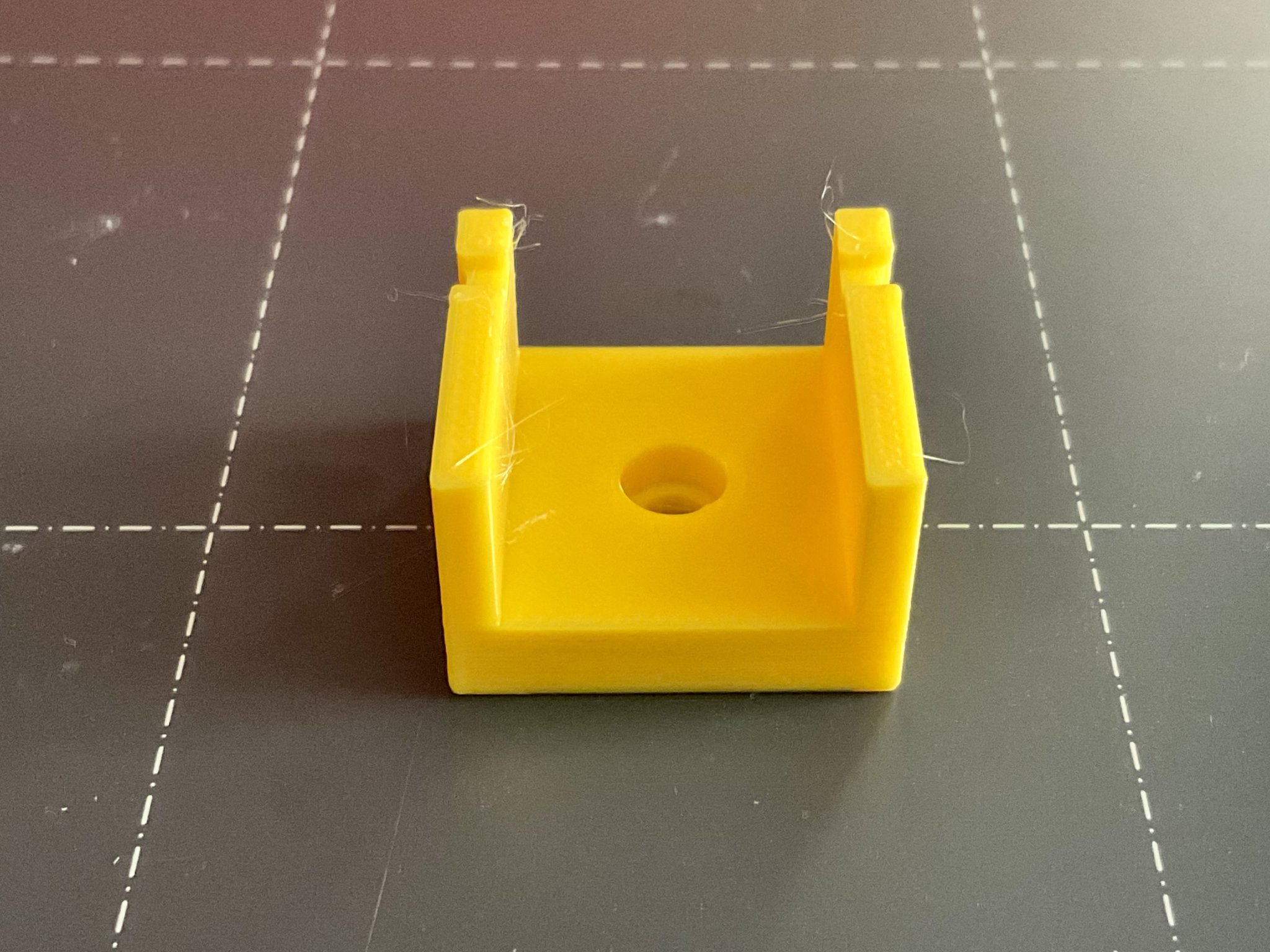 Giá đỡ mở rộng USB cho máy in Prusa MK4 và điểm đỏ