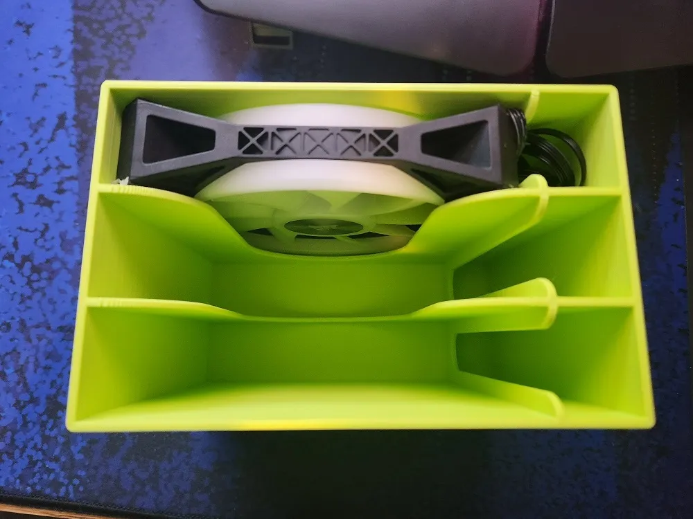 Hộp tổ chức quạt máy tính 120mm và 140mm