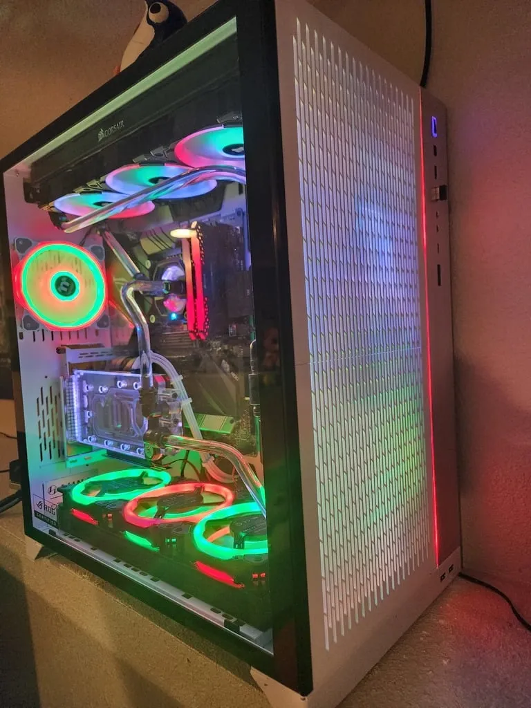 Bảng điều khiển khí động học Lian Li O11 Dynamic XL