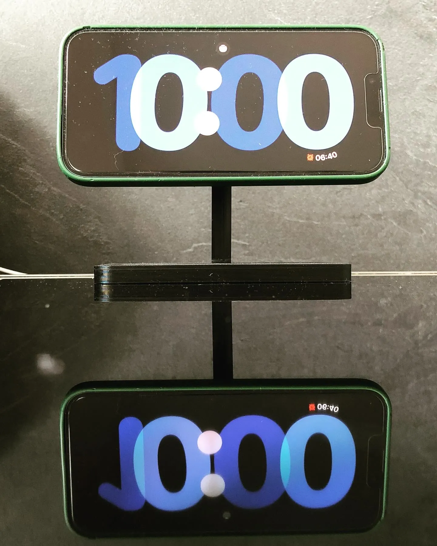 Giá đỡ Magsafe cho iPhone 13 với chế độ StandBy