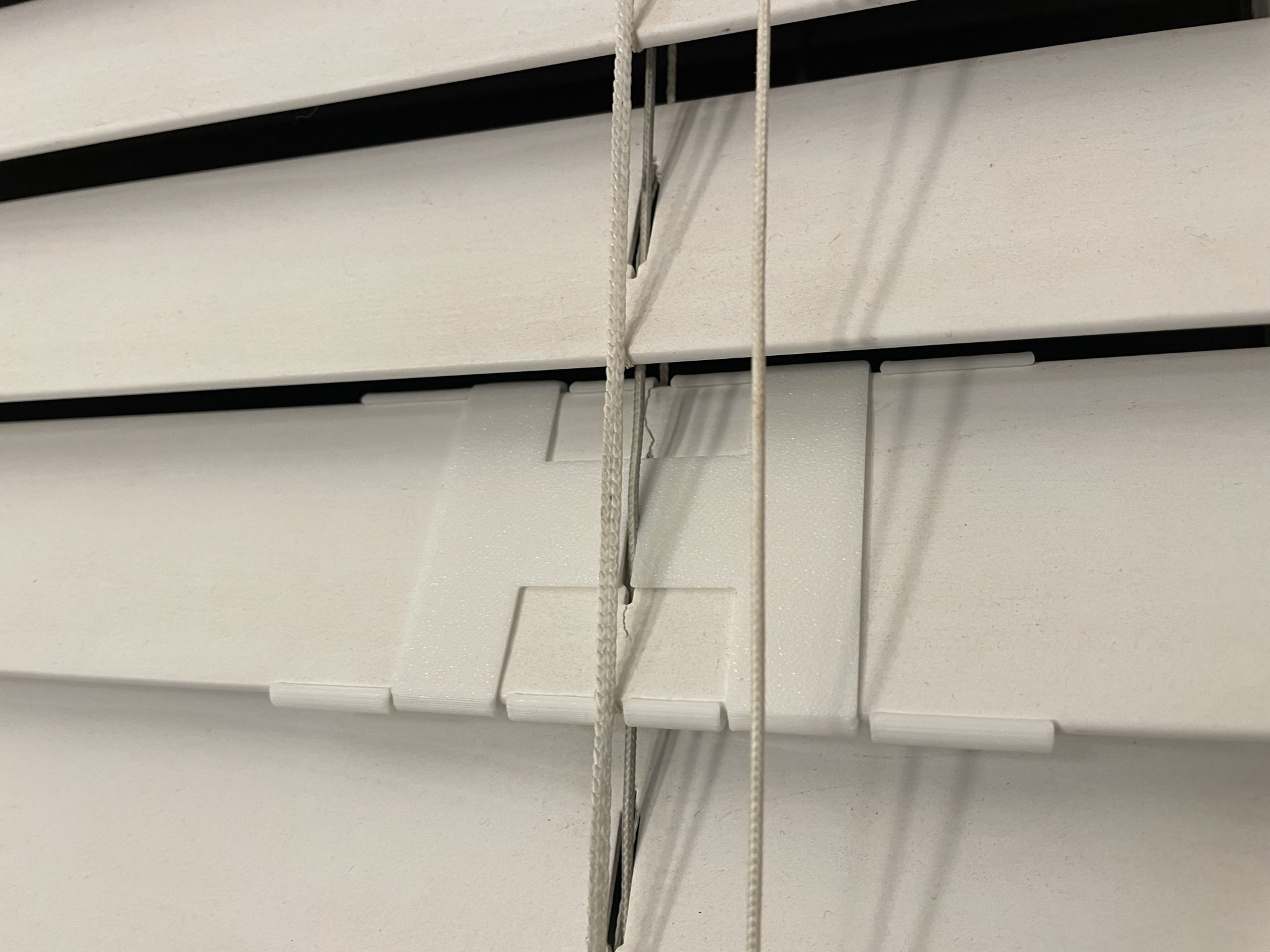 Sửa chữa rèm 2 inch với thiết kế kẹp tiện lợi