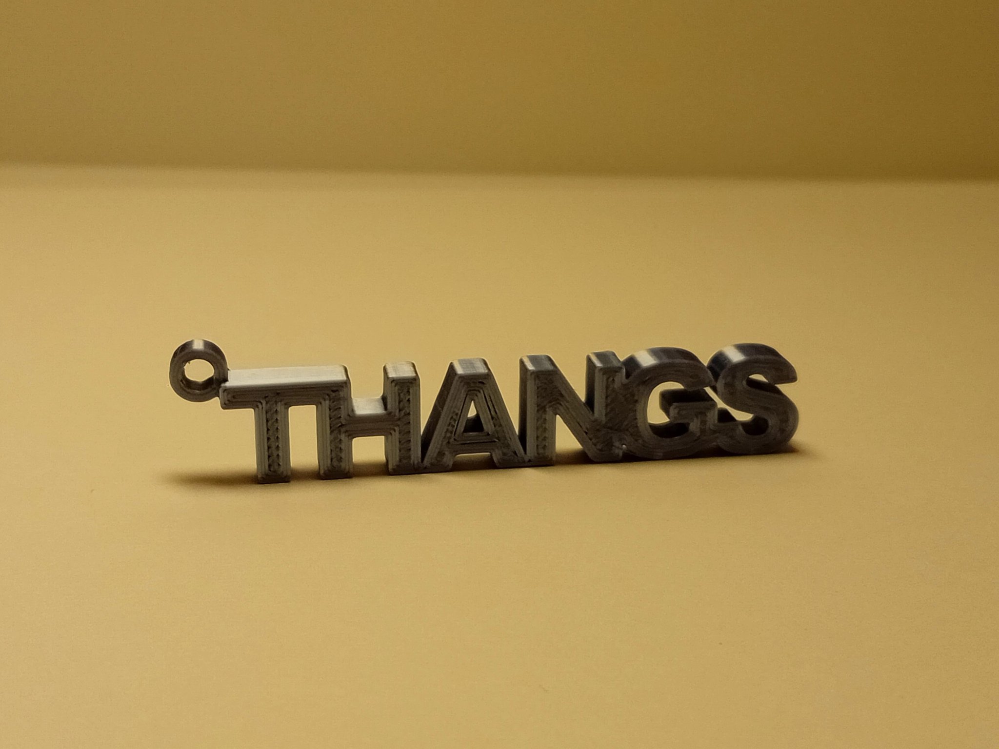 Móc chìa khóa Thangs độc đáo và tiện lợi