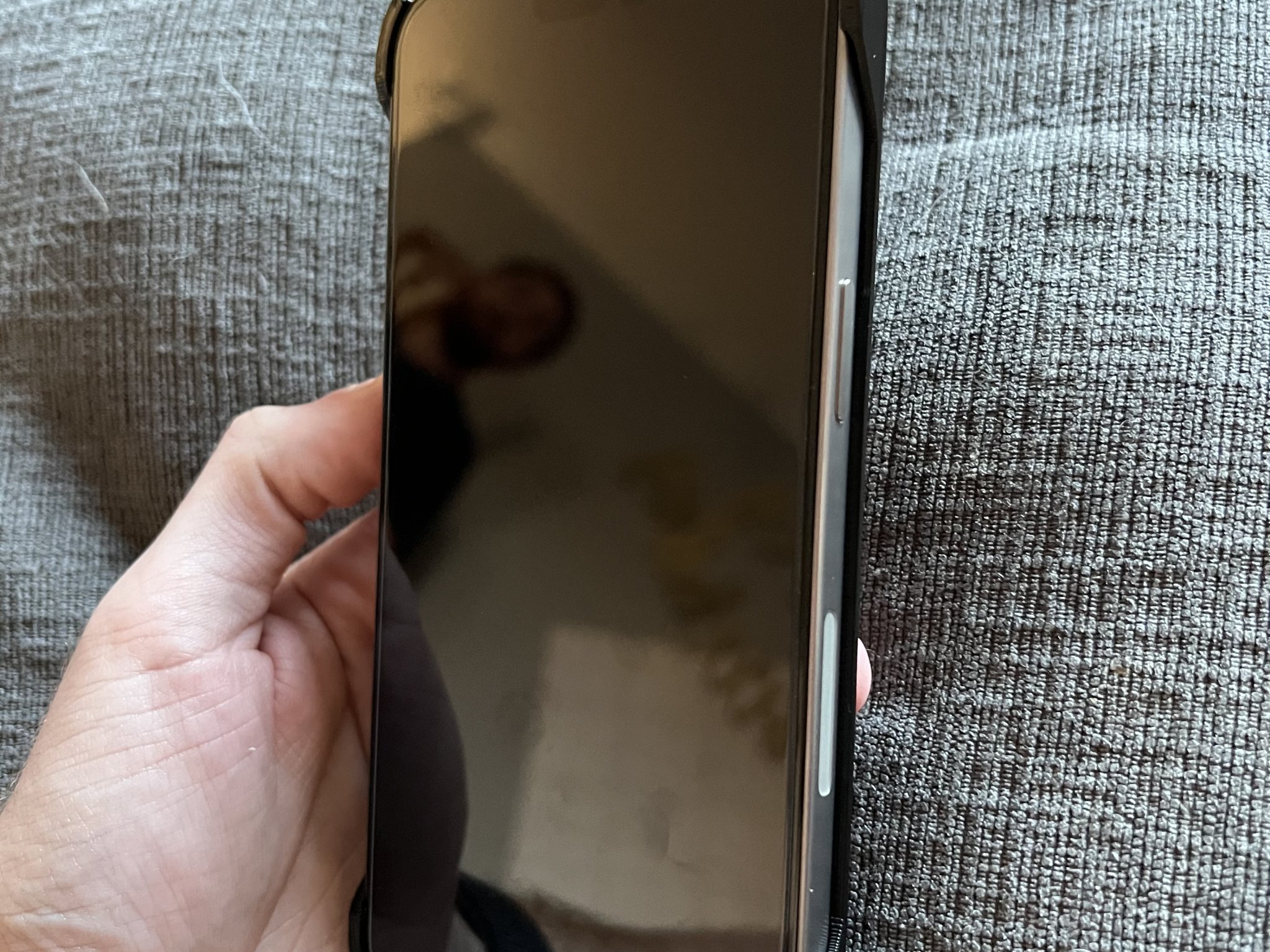 Vỏ bảo vệ cho iPhone 15 Pro Max phiên bản Beta