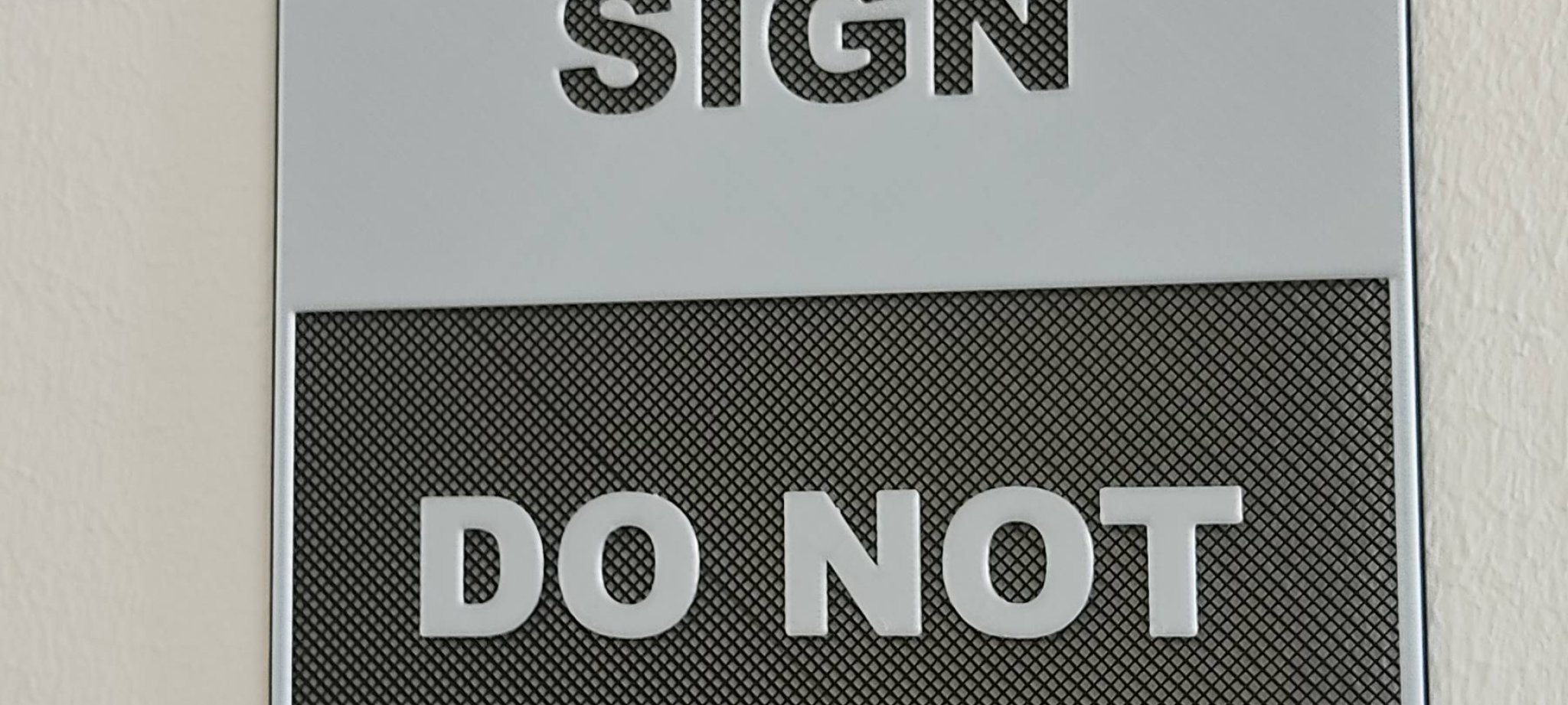 Biển báo riêng tư độc đáo cho không gian nghệ thuật