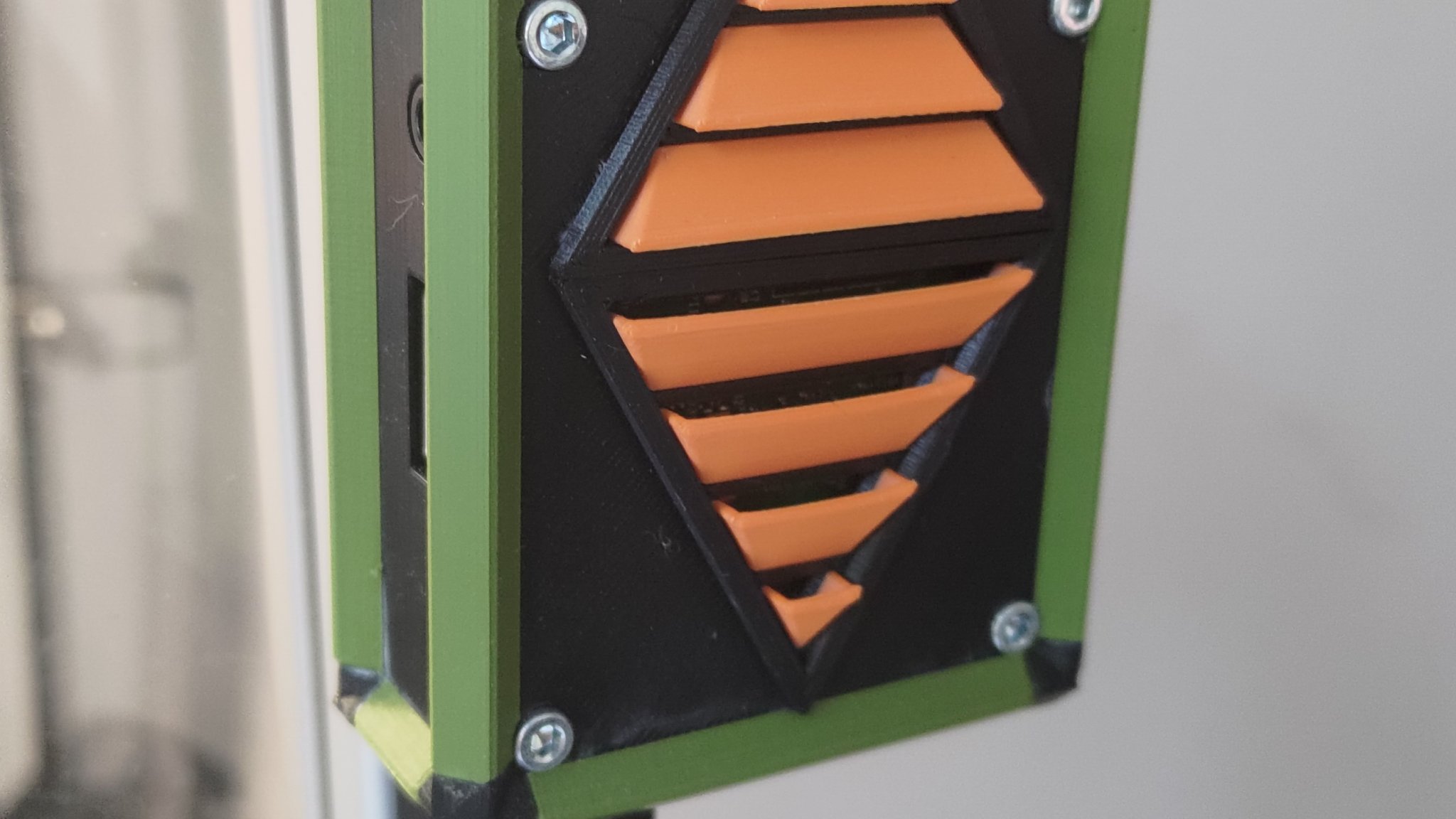 Vỏ bảo vệ cho Raspberry Pi 3B với giá đỡ gắn kèm