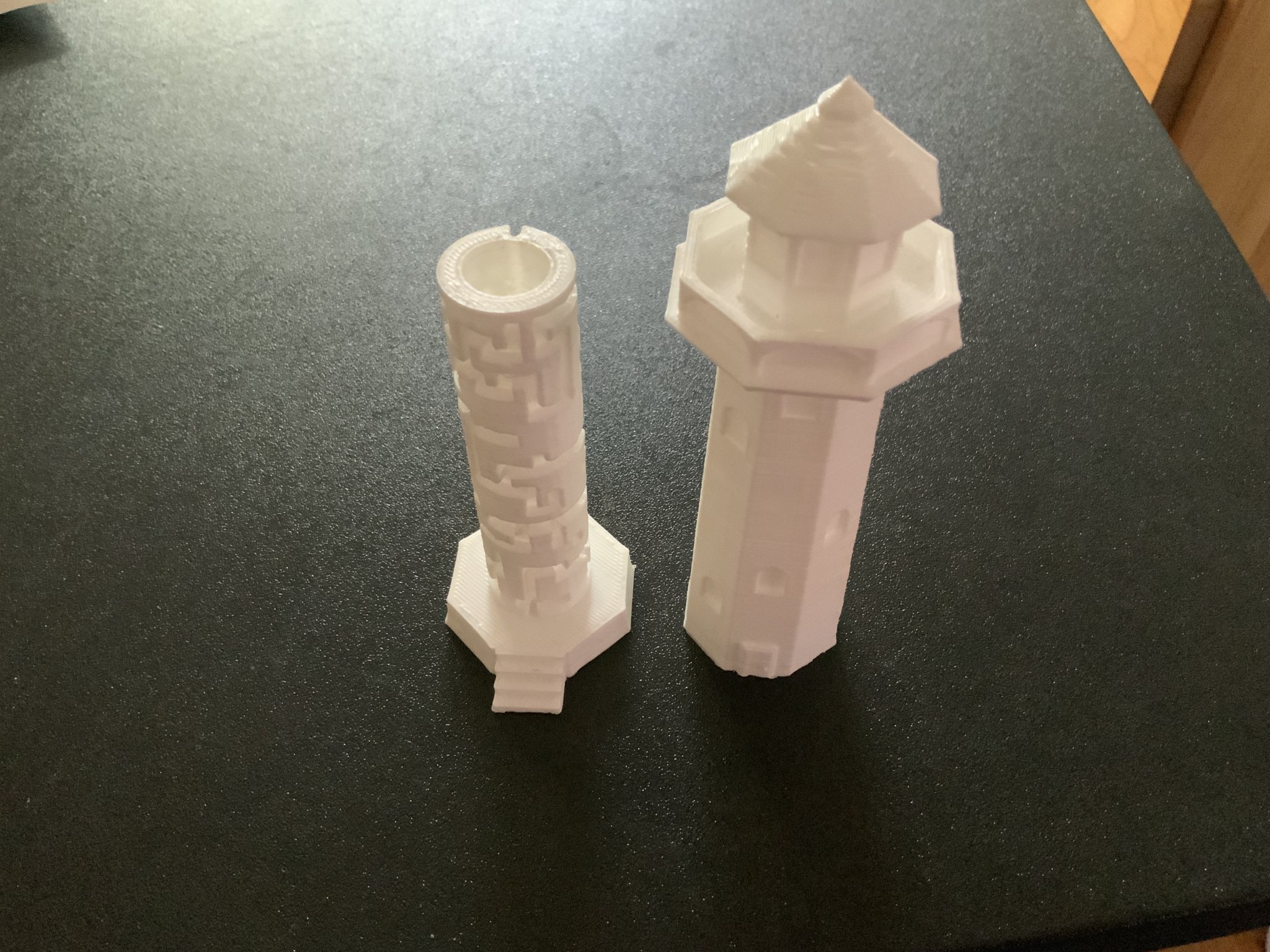 Mê cung hình tròn kiểu ngọn hải đăng