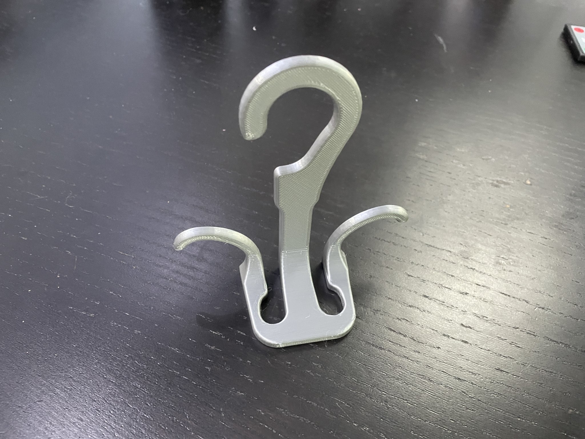 Giá treo giày thể thao đơn giản cho việc phơi và lưu trữ