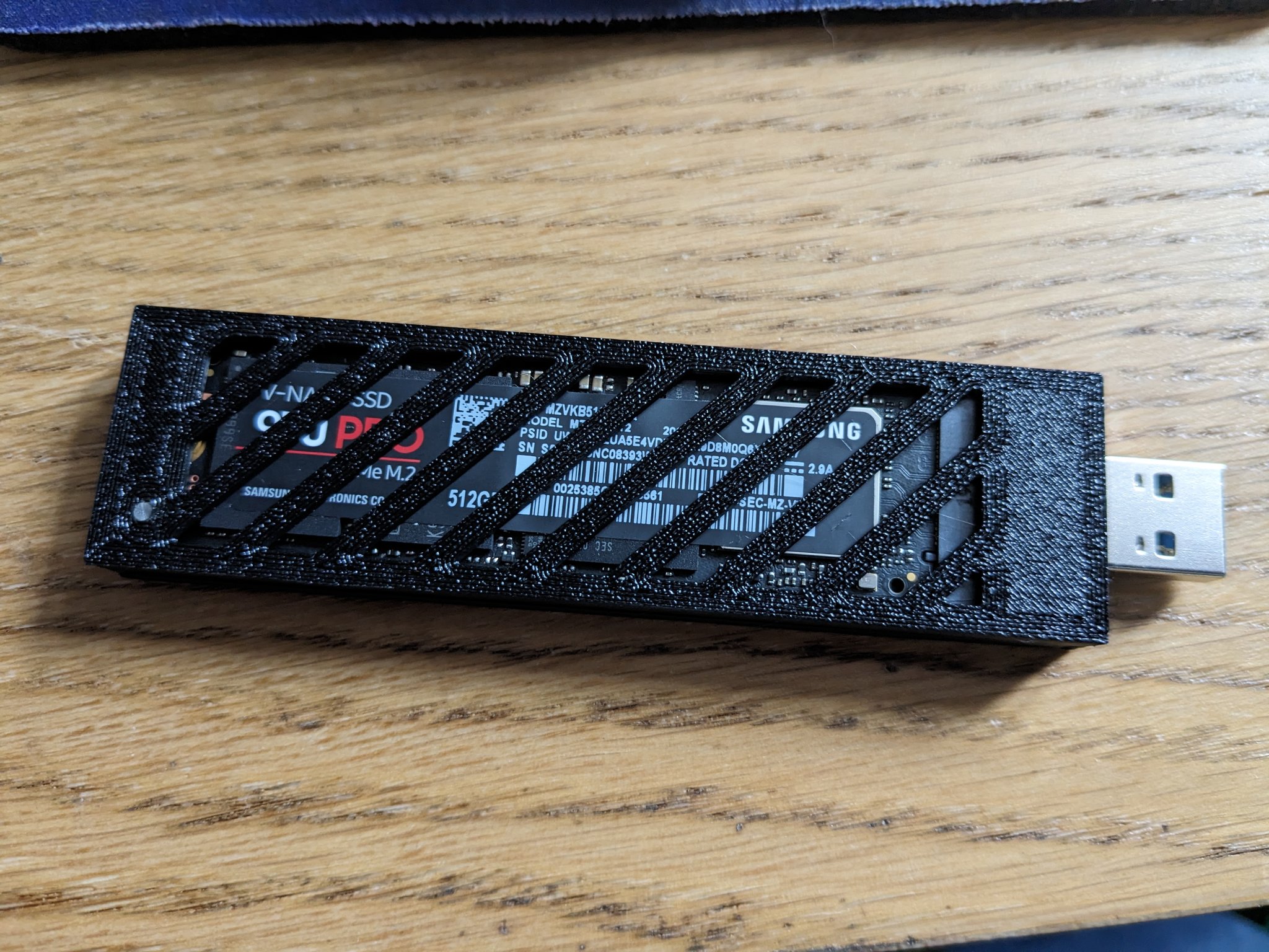 Vỏ bọc cho bộ chuyển đổi USB sang M.2 NVME SSD (cập nhật với...