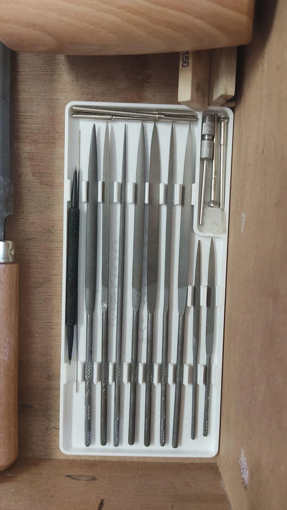 Giá đỡ dụng cụ kim châm trang sức