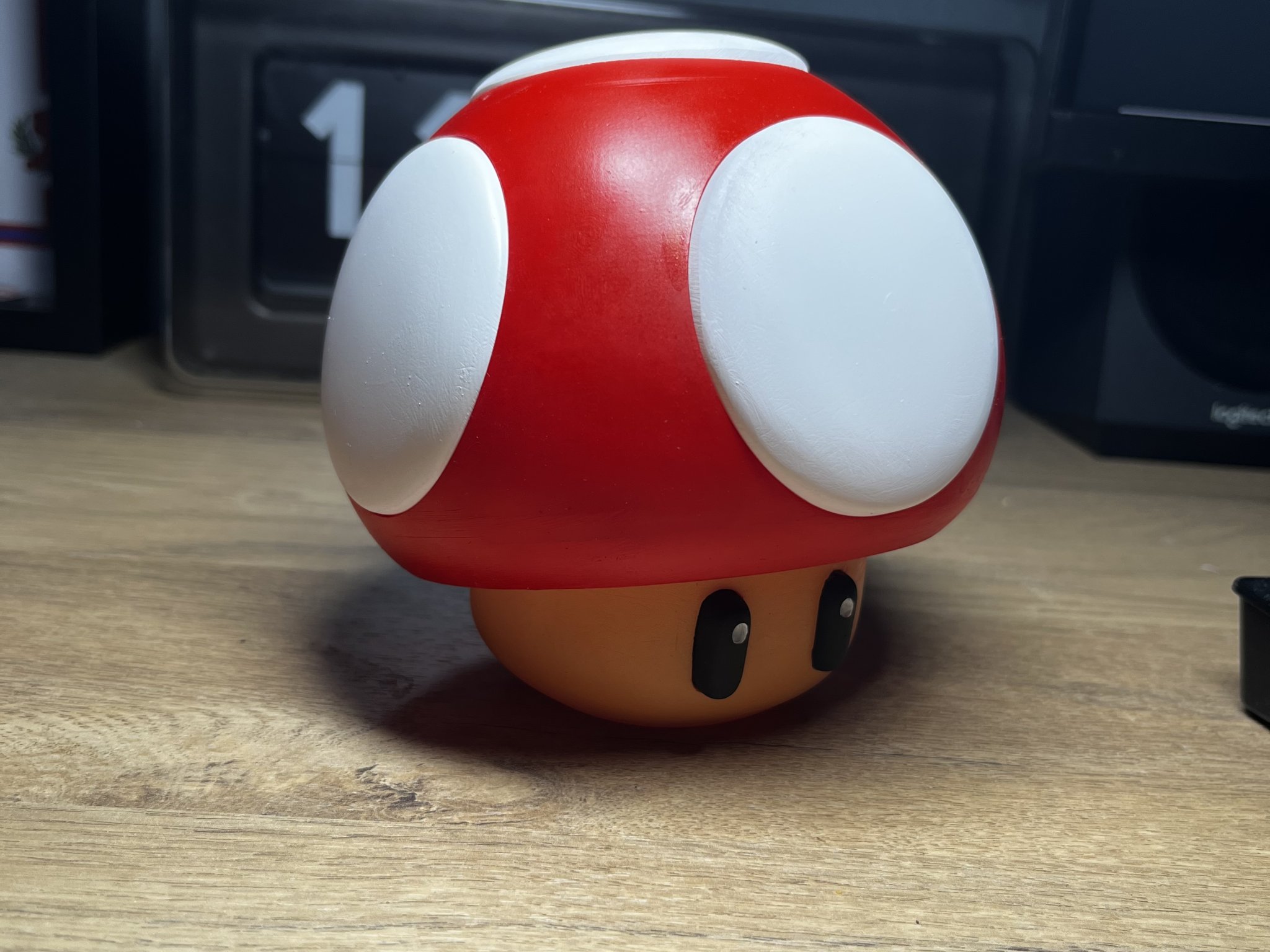 Nhân vật nấm Mario tăng sức mạnh cắt thành 5 file