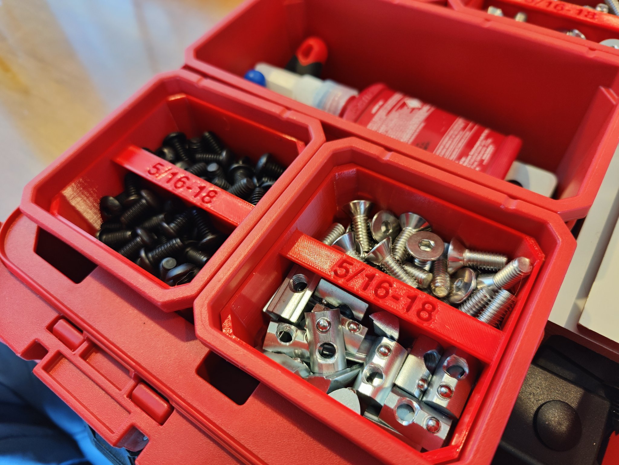 Hệ thống thùng chứa PackUp cho tổ chức Milwaukee Packout 48-22-843...