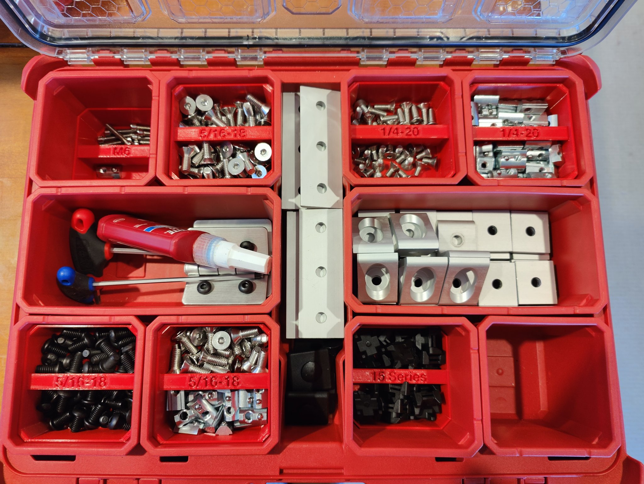 Hệ thống thùng chứa PackUp cho tổ chức Milwaukee Packout 48-22-843...