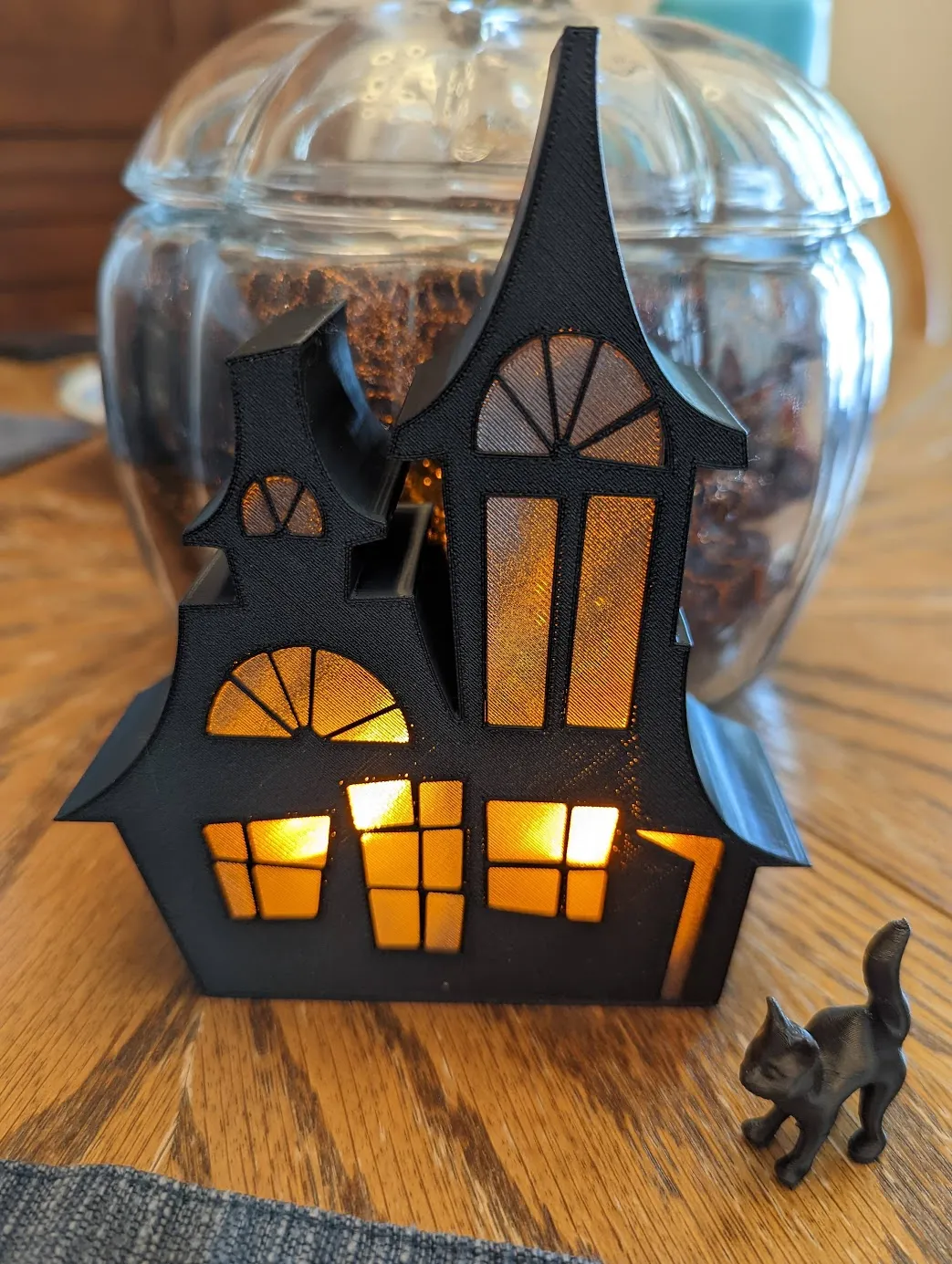 Nhà ma in 3D với kính trong suốt