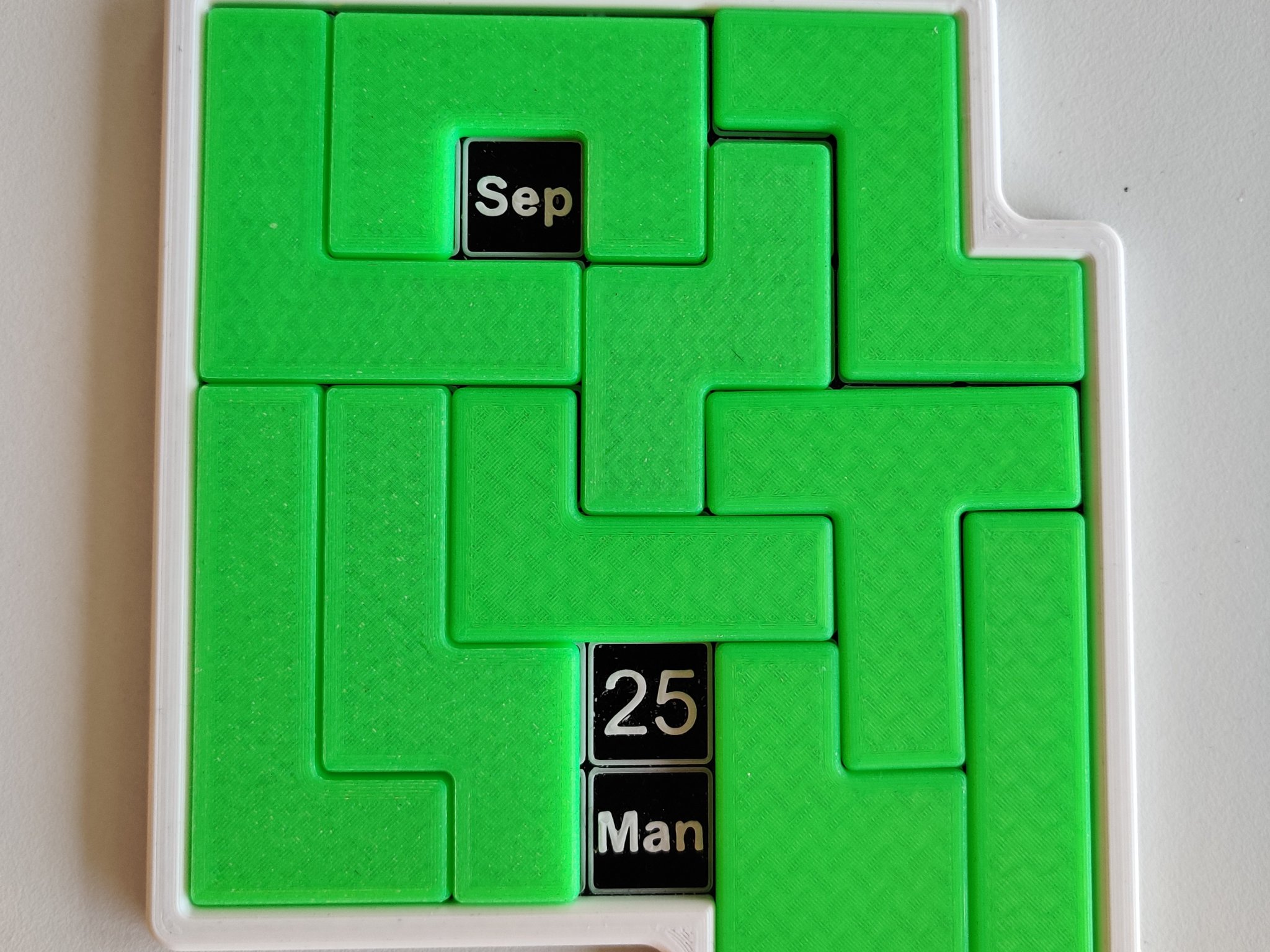 Câu đố hàng ngày phiên bản Đan Mạch với các ngày tháng