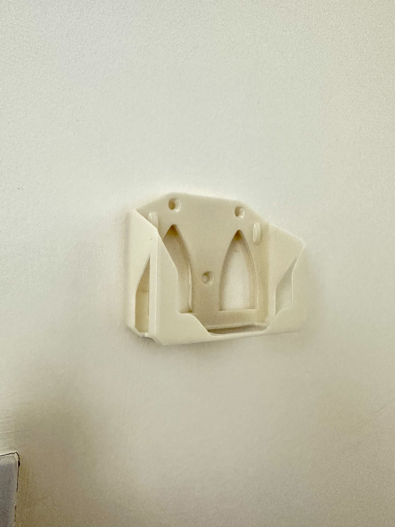 Giá đỡ gắn tường cho Hive Hub