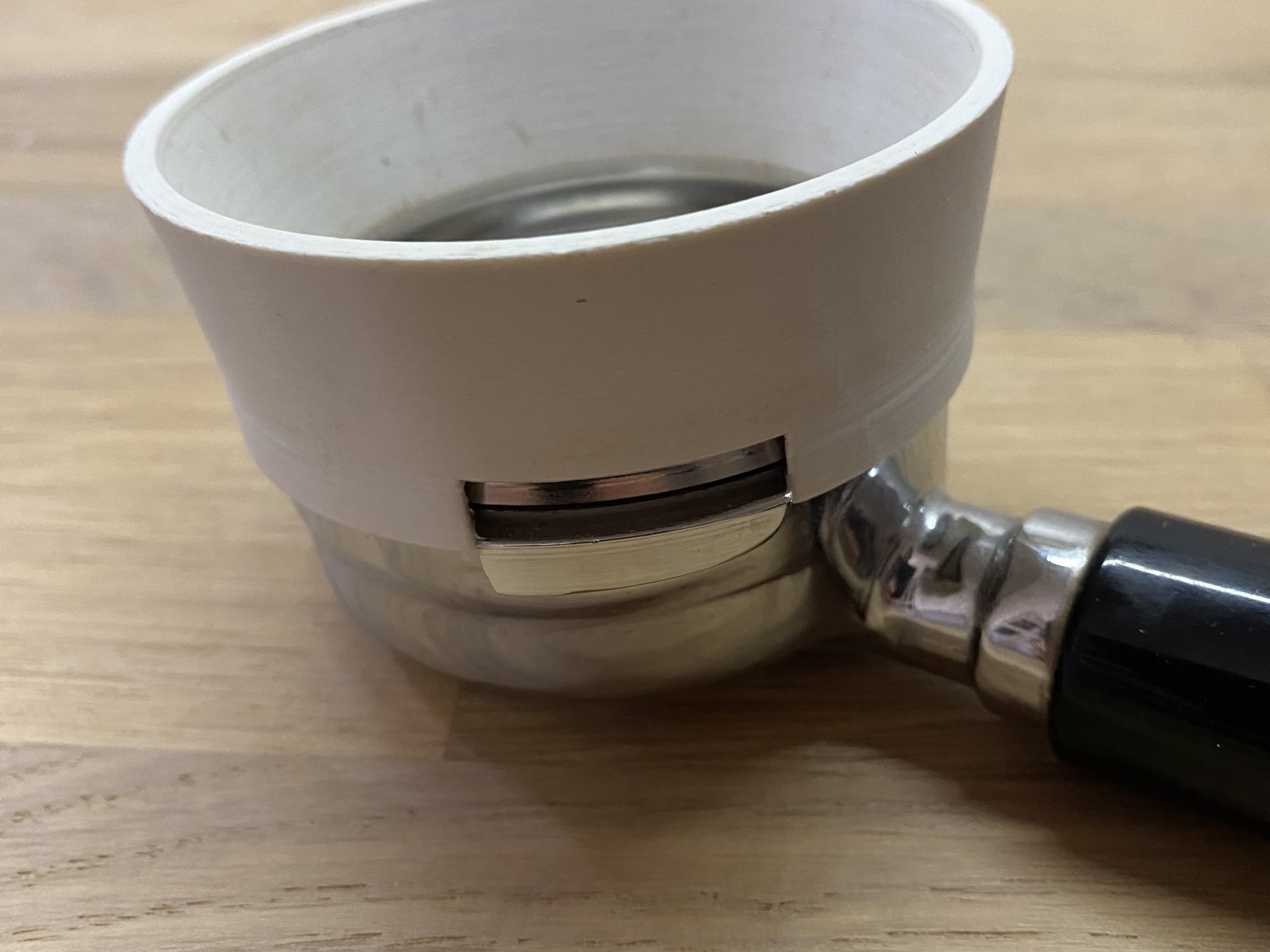 Phễu lọc cà phê Londinium cho tay cầm portafilter