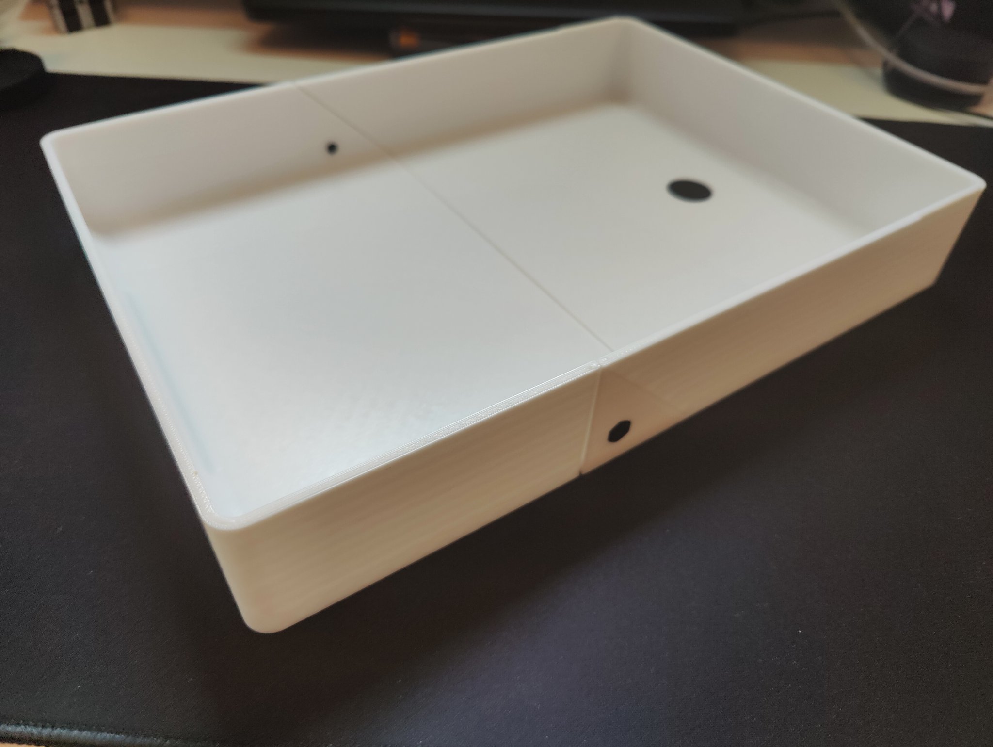 Ngăn kéo lớn dưới bàn kích thước A4