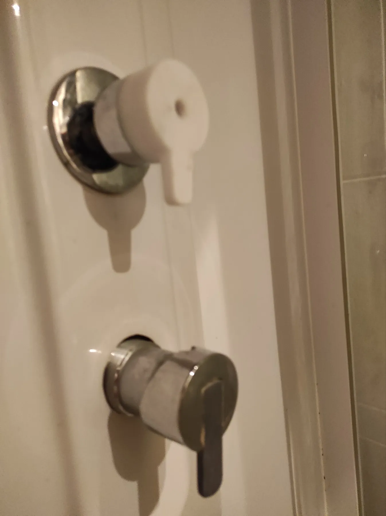 Tay cầm vòi sen cho cabin tắm