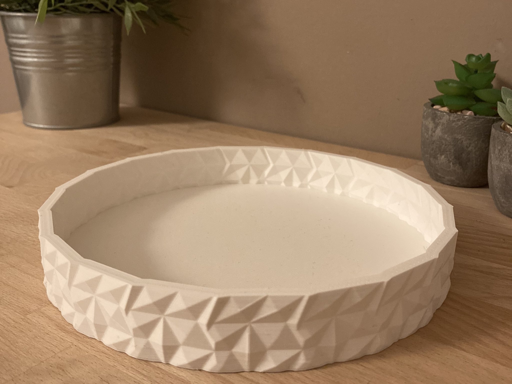 Khay đựng đa năng đơn giản cho không gian làm việc