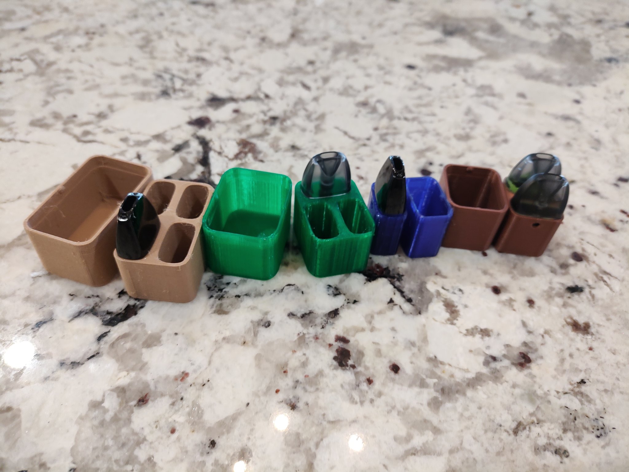 Hộp đựng pod Caliburn A2 cho vape