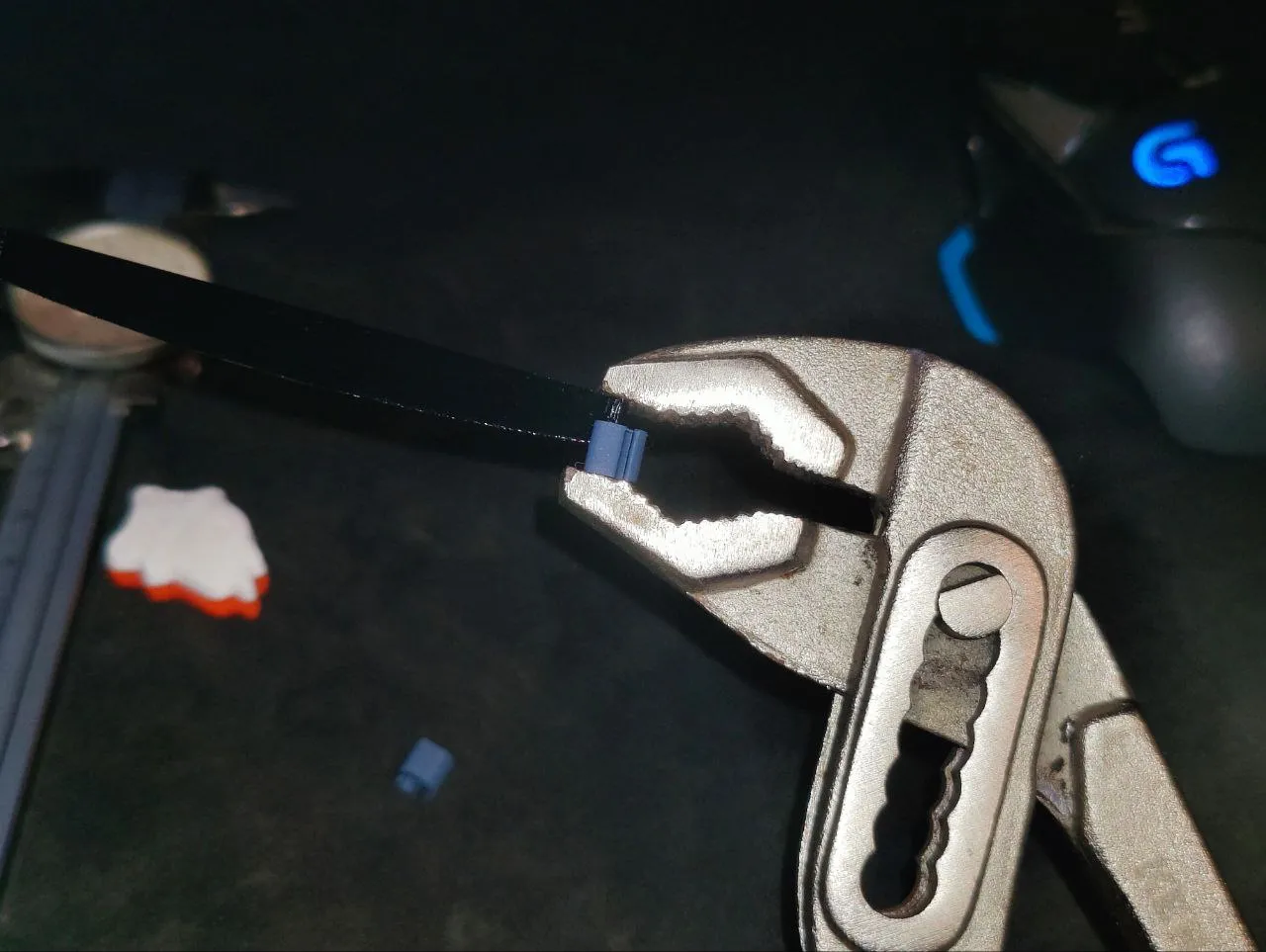 Đệm sốc hình sâu cho vợt tennis