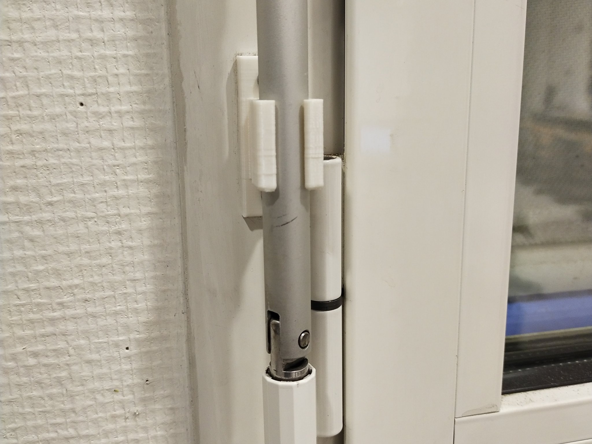 Kẹp giữ trục điều khiển cho rèm cửa