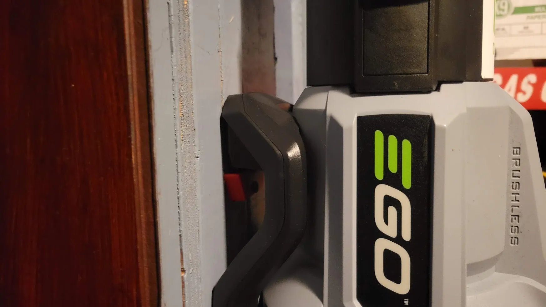 Giá đỡ gắn tường cho máy thổi Ego 615CMF