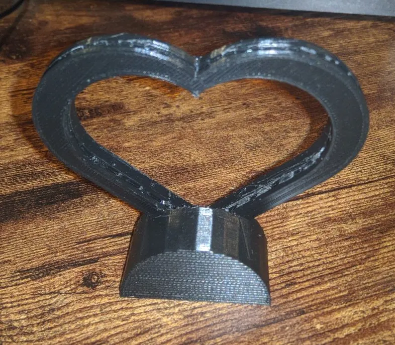 Khung hình trái tim nhỏ xinh xắn cho ảnh