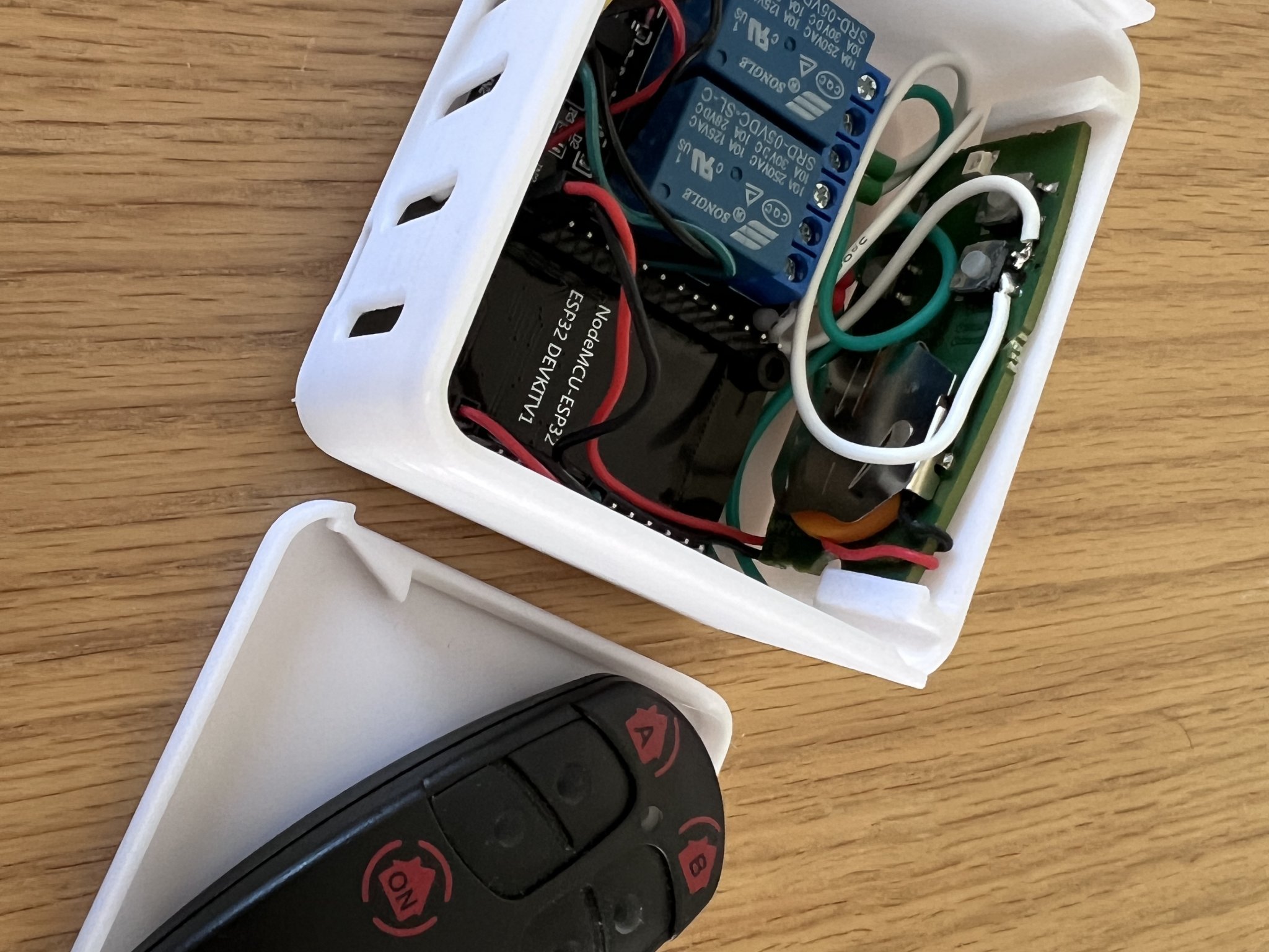 Vỏ bọc điều khiển báo động Somfy Protexiom cho Home Assistant