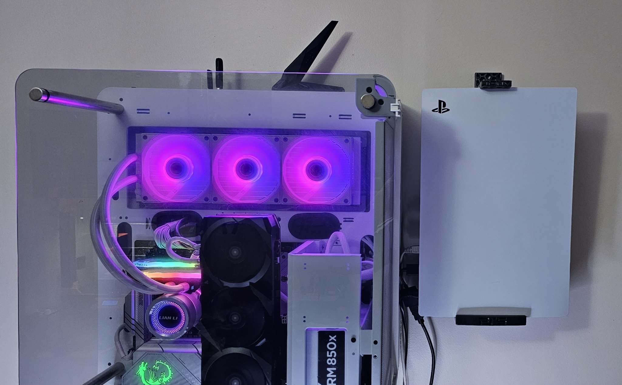 Giá đỡ tường đứng cho máy chơi game PS5