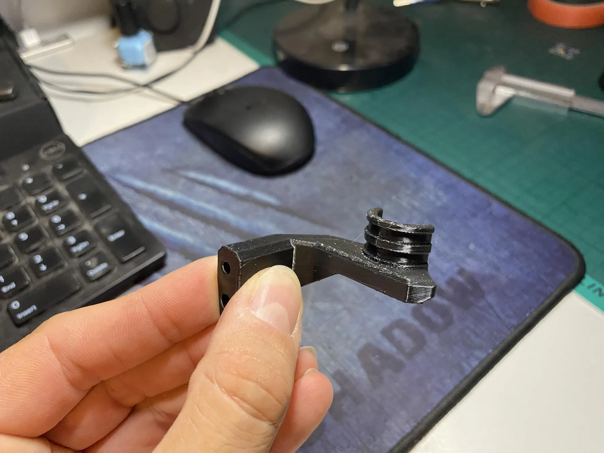 Giá đỡ cáp umbilical Stealthburner CW2 với nắp tự đóng 13mm