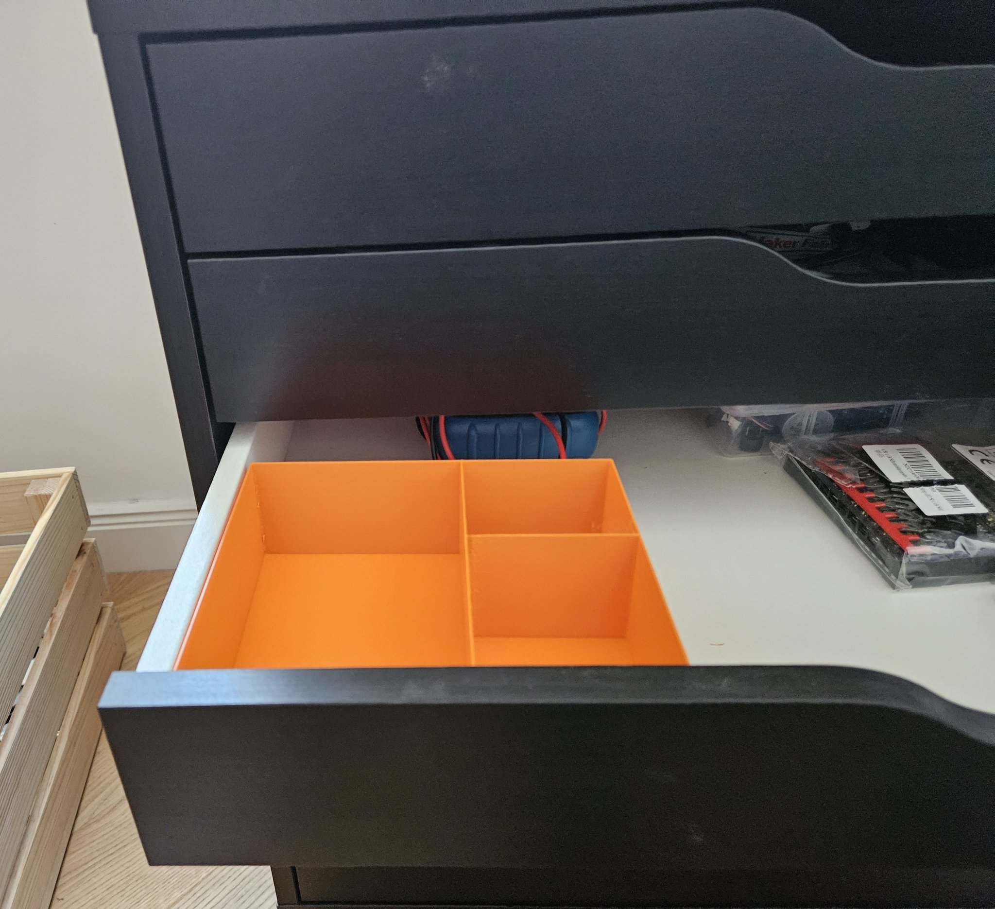 Hộp tổ chức đa năng cho Alex (IKEA)