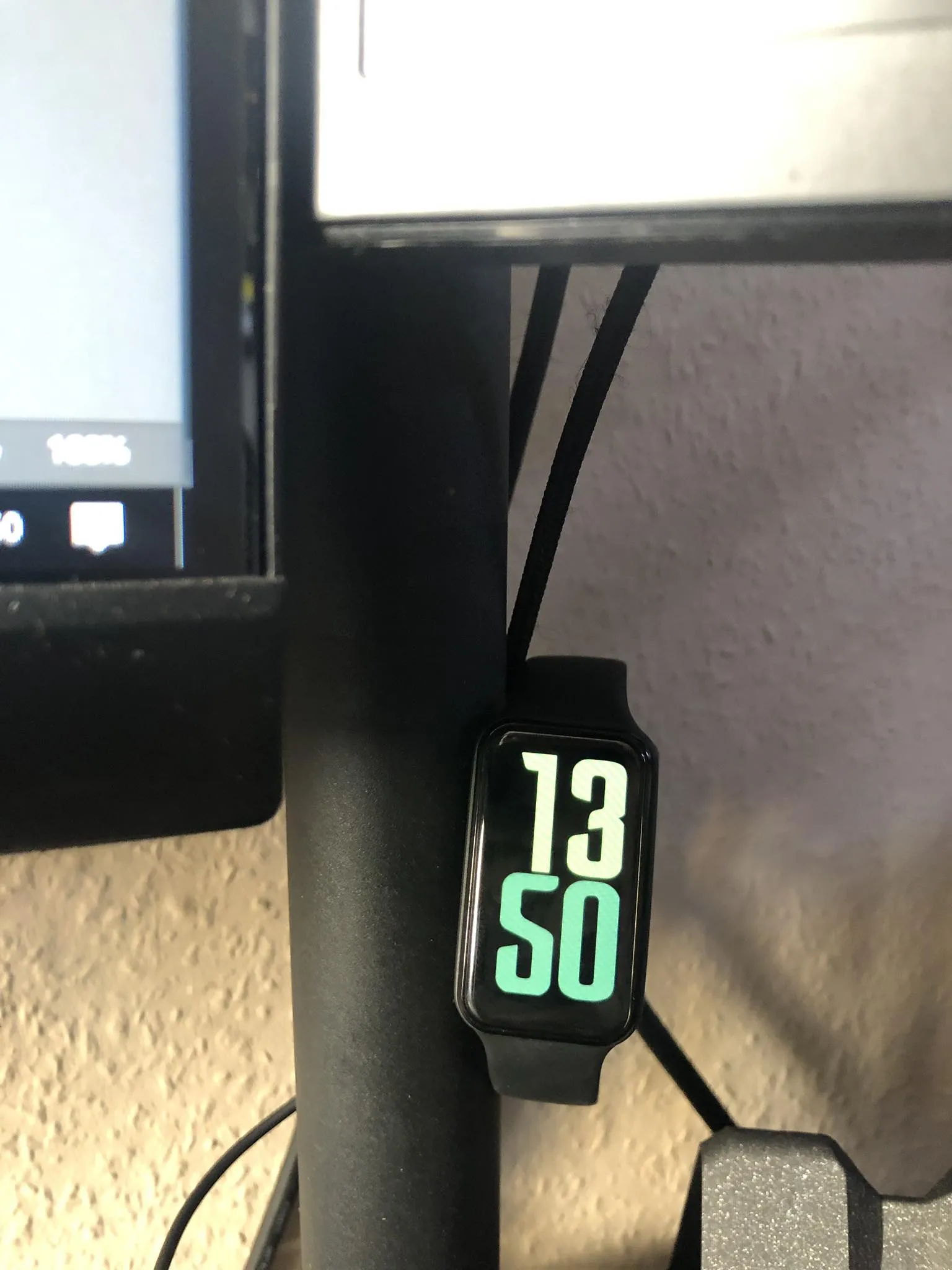 Giá đỡ cho dây đeo Amazfit với cáp từ tính gốc