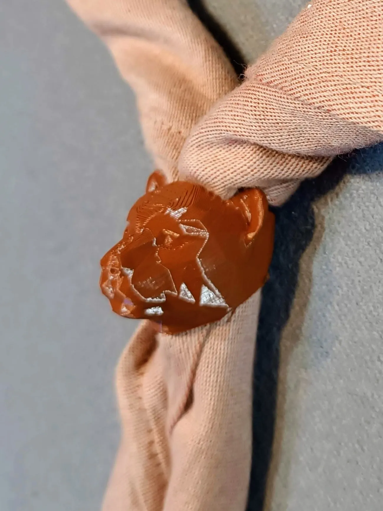 Woggle Scout cảm hứng từ Bagheera, báo hoặc puma