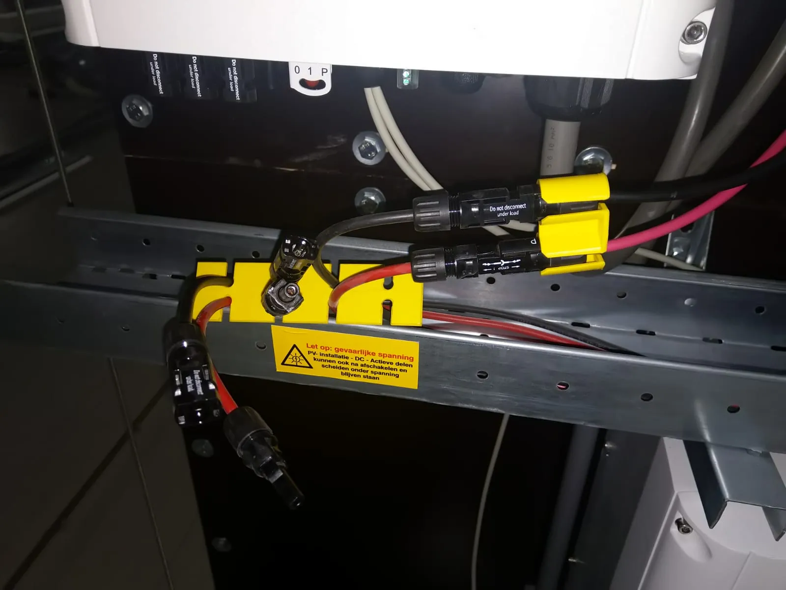 Công cụ kết nối PV cho việc kiểm tra năng lượng mặt trời