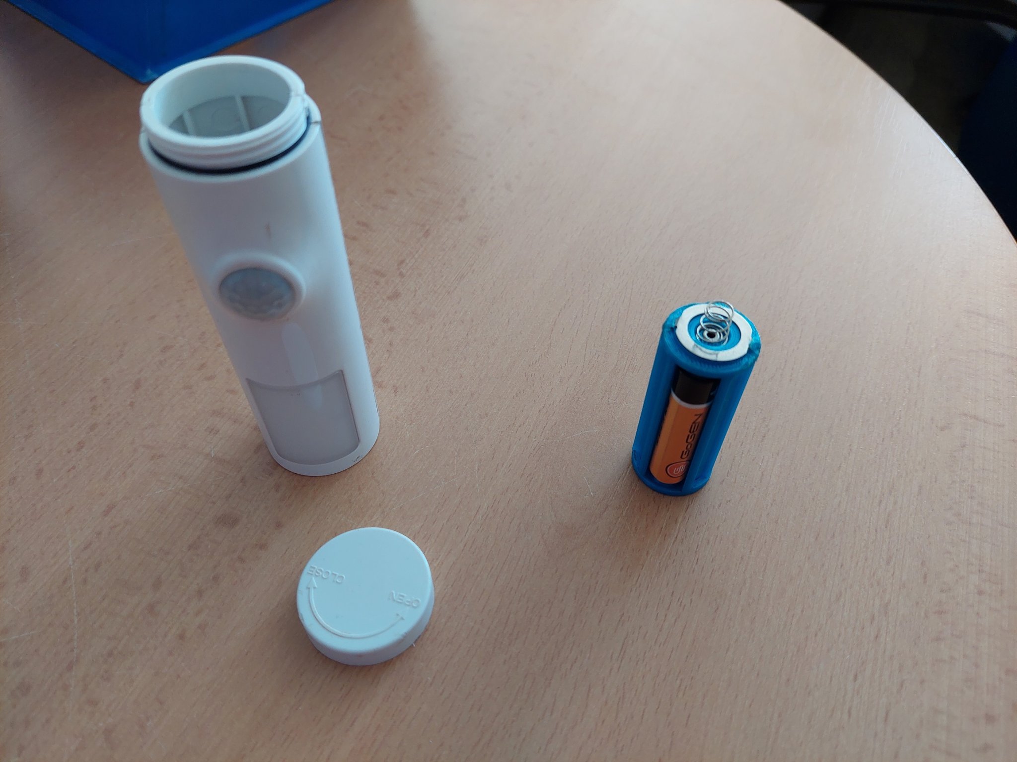 Giá đỡ pin AAA cho đèn pin Osram