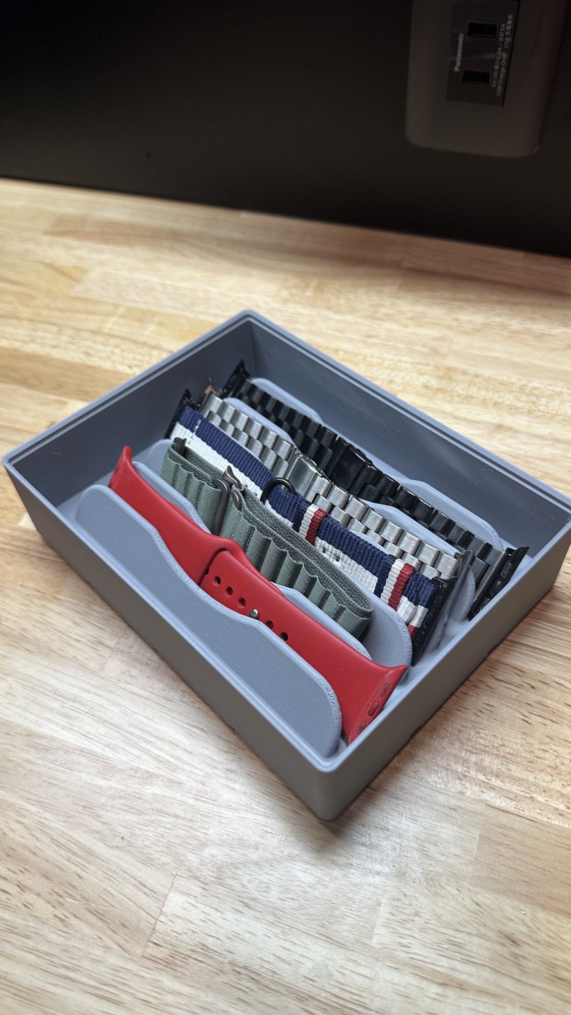 Giá đỡ dây đeo Apple Watch Gridfinity - 3x4x6U - Có thể xếp chồng